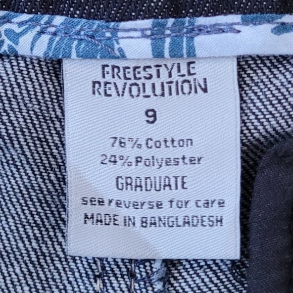 NWOT Freestyle Revolution Flare Woman Jeans Size 9 - Picture 9 of 9